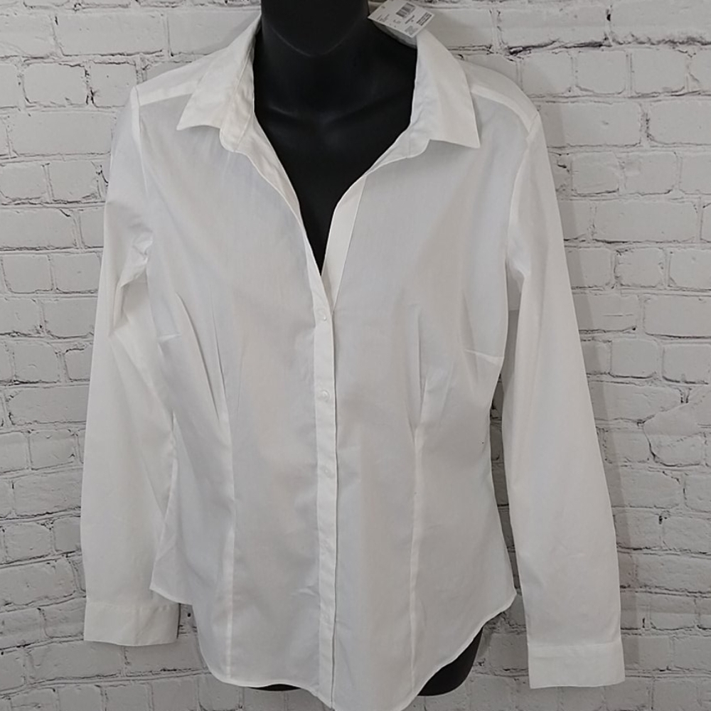 NWT Simply Styled White Button-down Shirt